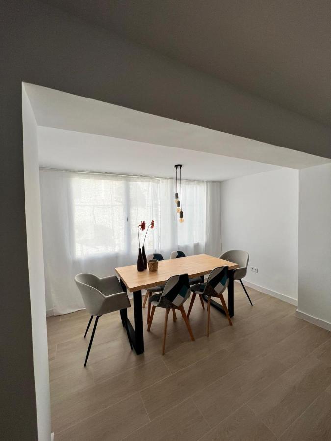 Apartamentos Buganvilla 로쿠타스드마르 외부 사진